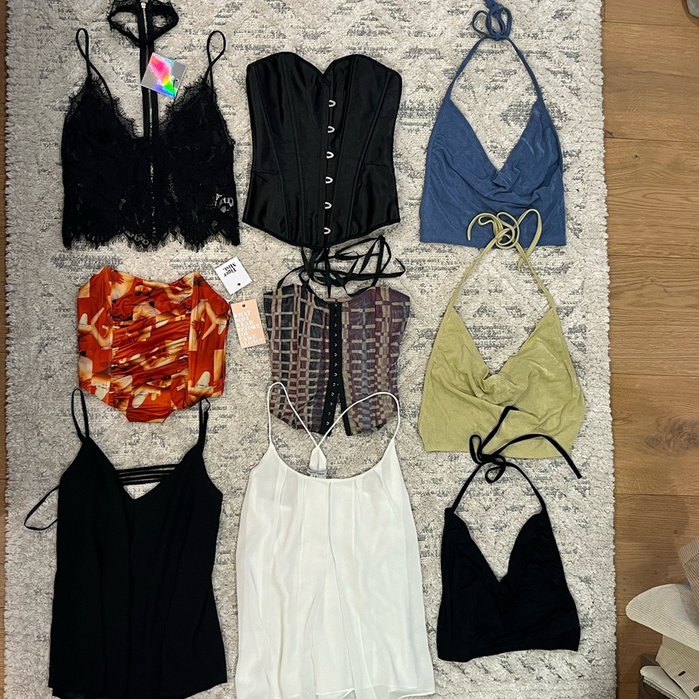 9 PIECE TOP BUNDLE